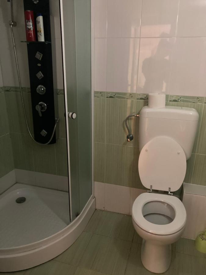 Ultracentral Apartment Near Moscovitz Palace Oradea Exterior foto